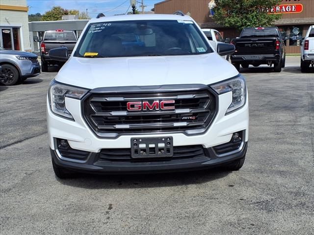 2022 GMC Terrain AT4