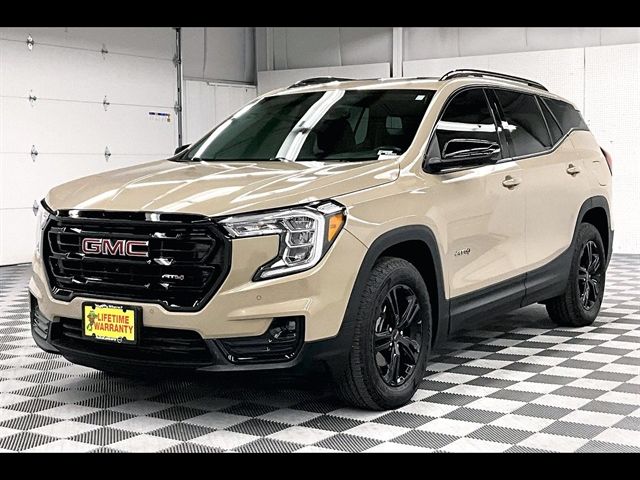 2022 GMC Terrain AT4