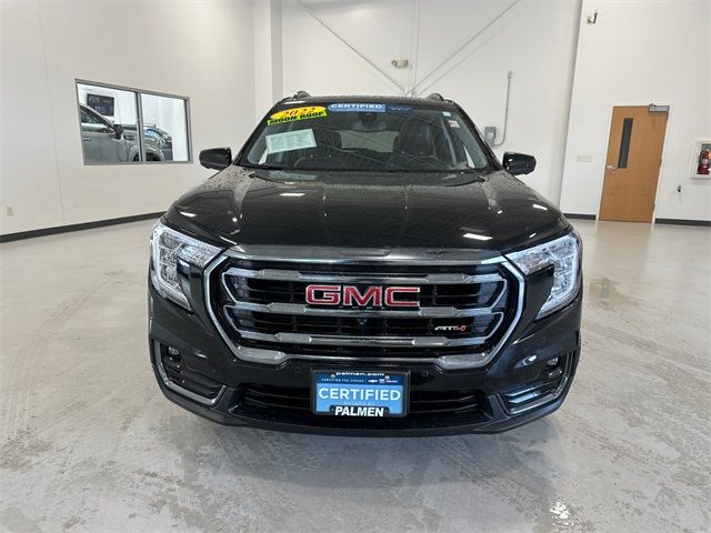 2022 GMC Terrain AT4