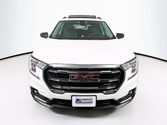 2022 GMC Terrain AT4