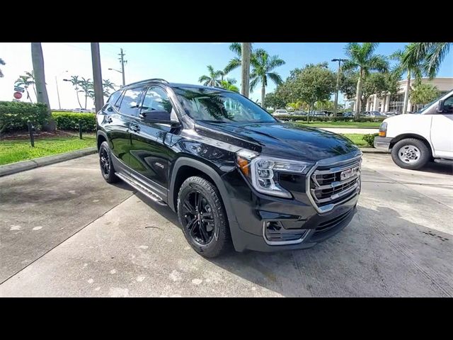 2022 GMC Terrain AT4