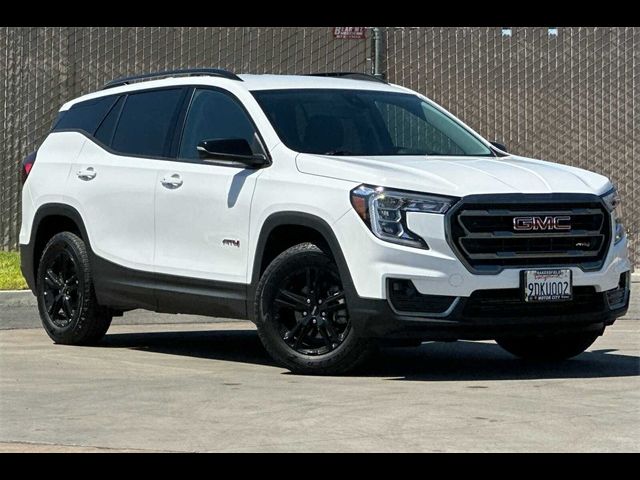 2022 GMC Terrain AT4