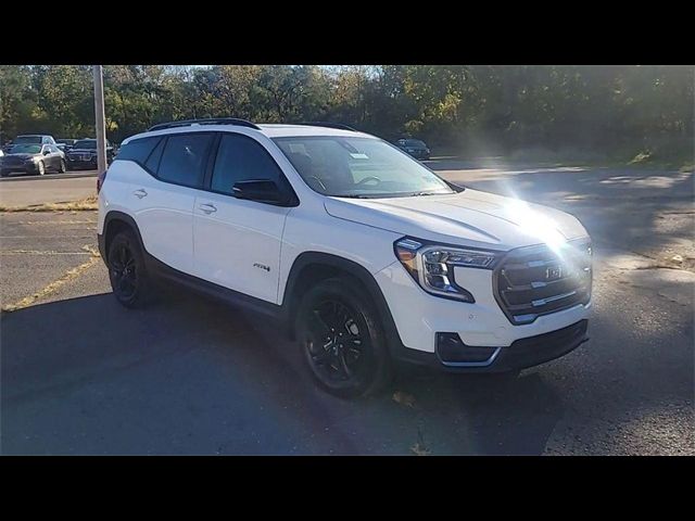 2022 GMC Terrain AT4