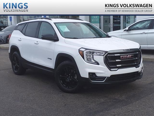 2022 GMC Terrain AT4