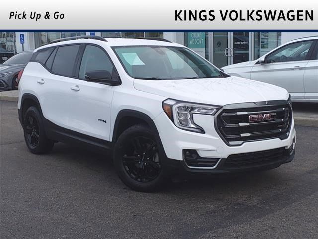 2022 GMC Terrain AT4