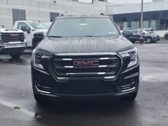 2022 GMC Terrain AT4