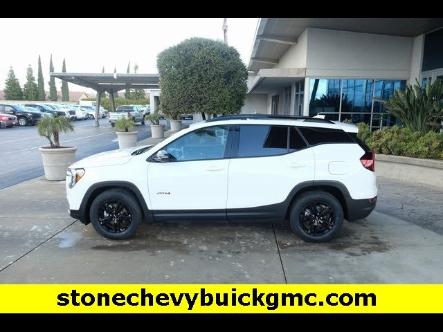 2022 GMC Terrain AT4