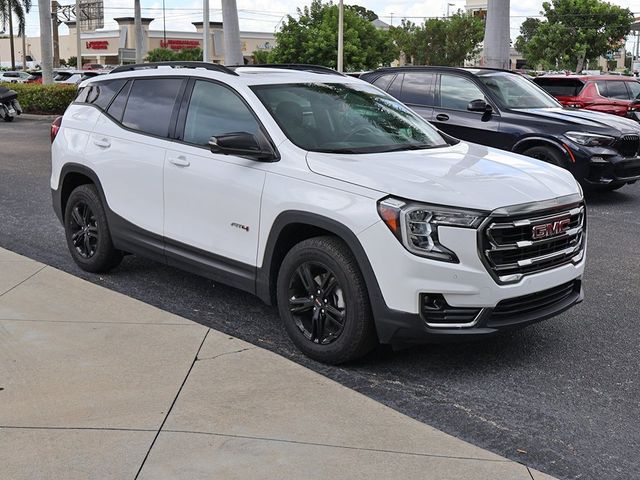 2022 GMC Terrain AT4