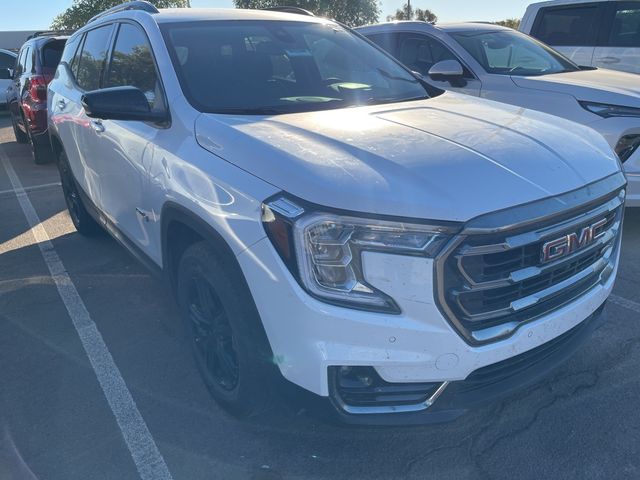 2022 GMC Terrain AT4