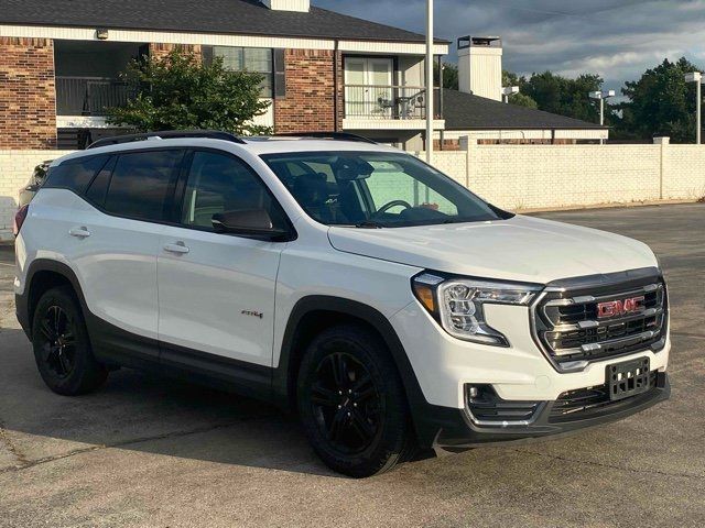 2022 GMC Terrain AT4