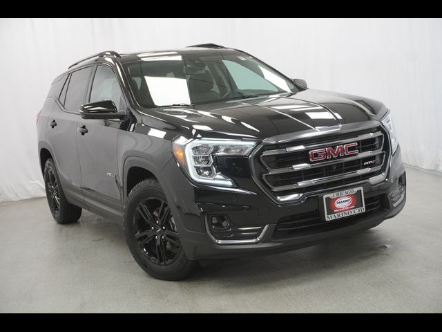 2022 GMC Terrain AT4