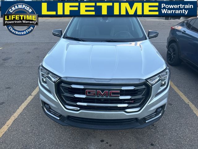 2022 GMC Terrain AT4