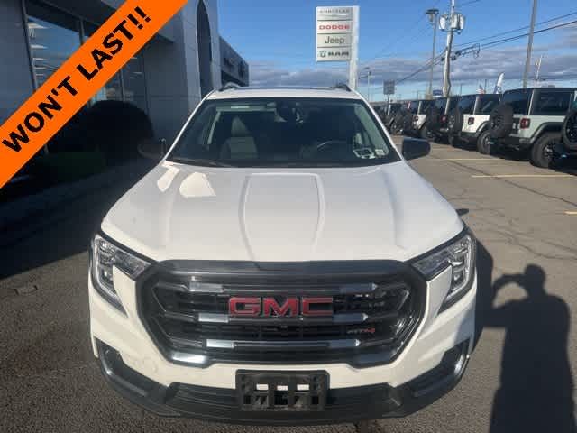 2022 GMC Terrain AT4