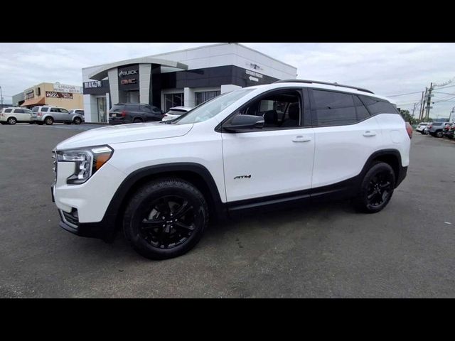 2022 GMC Terrain AT4