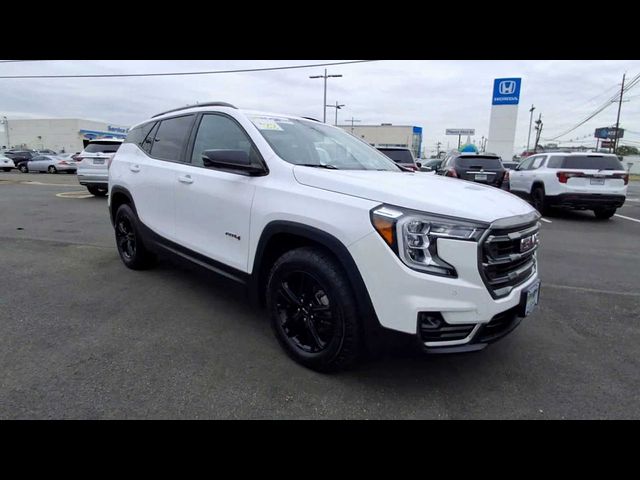 2022 GMC Terrain AT4