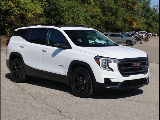 2022 GMC Terrain AT4