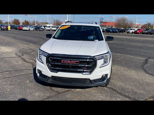 2022 GMC Terrain AT4