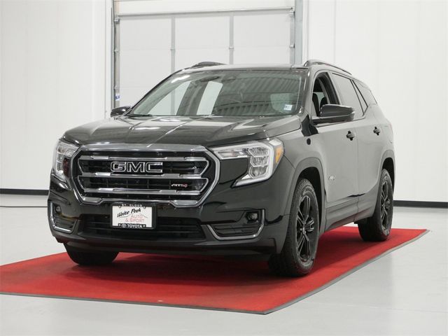 2022 GMC Terrain AT4