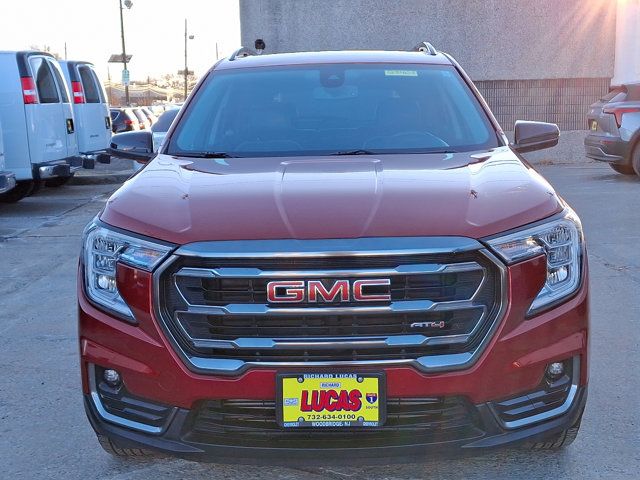 2022 GMC Terrain AT4