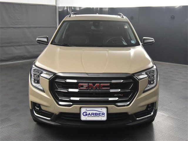 2022 GMC Terrain AT4