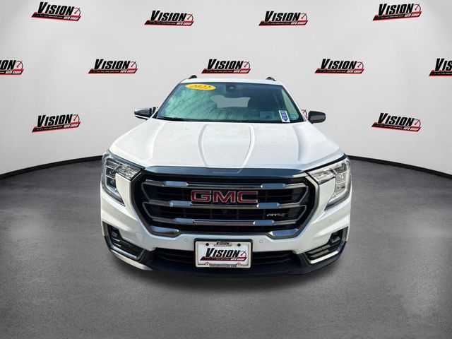 2022 GMC Terrain AT4