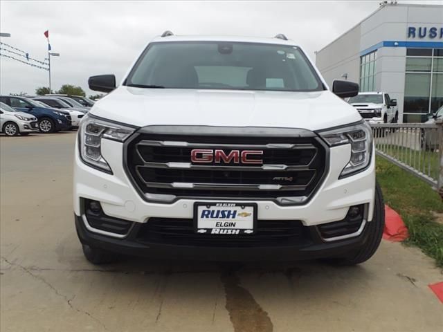 2022 GMC Terrain AT4