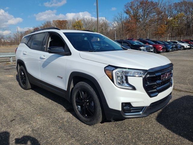 2022 GMC Terrain AT4