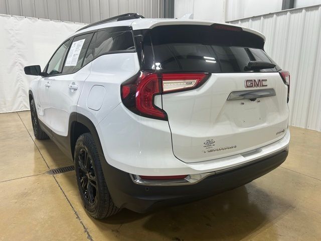 2022 GMC Terrain AT4