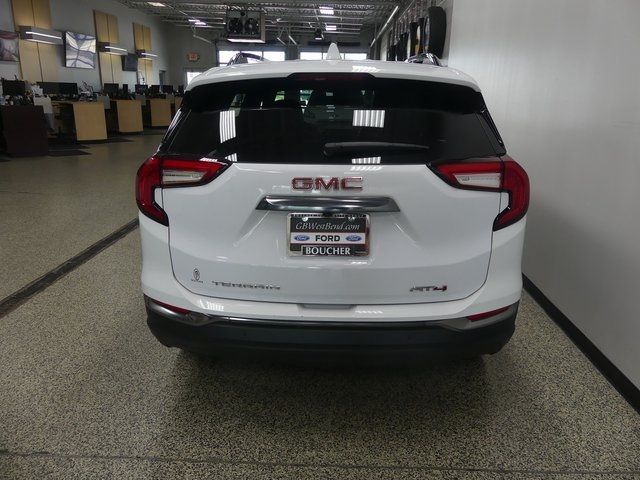 2022 GMC Terrain AT4