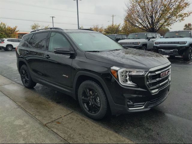 2022 GMC Terrain AT4