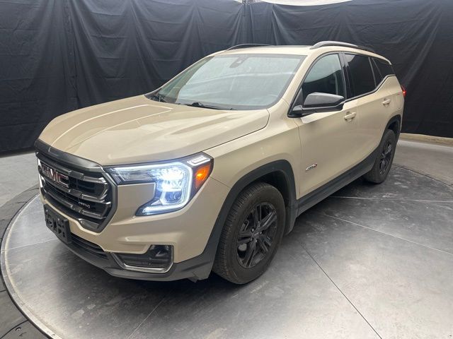 2022 GMC Terrain AT4