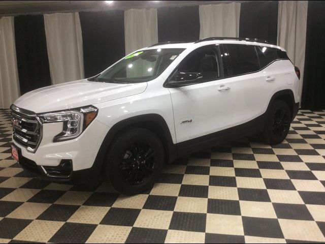 2022 GMC Terrain AT4