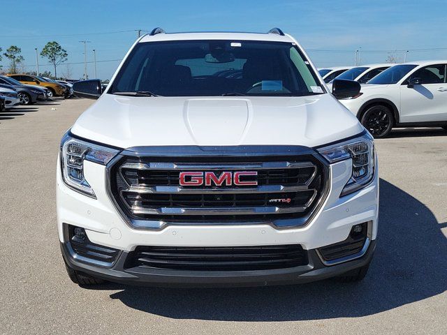 2022 GMC Terrain AT4