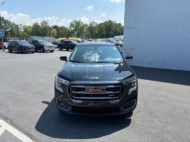 2022 GMC Terrain AT4