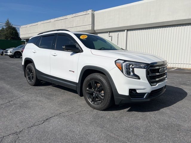 2022 GMC Terrain AT4