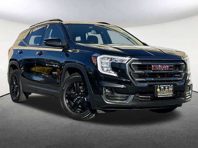 2022 GMC Terrain AT4