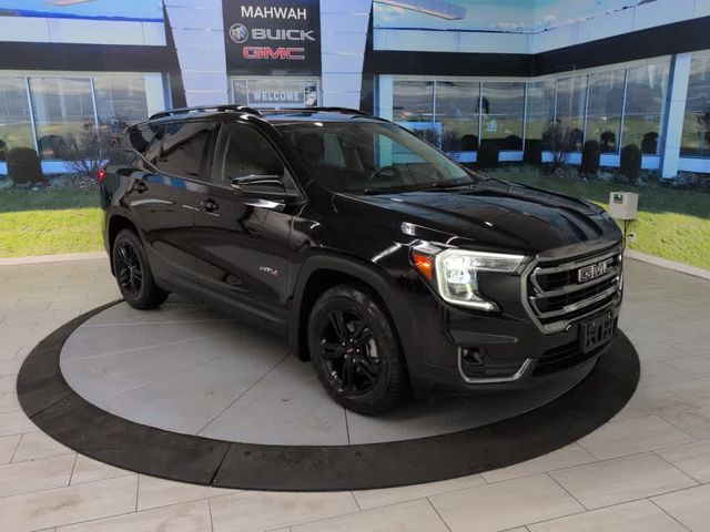 2022 GMC Terrain AT4