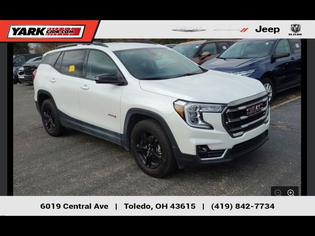 2022 GMC Terrain AT4