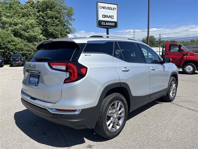 2022 GMC Terrain SLT