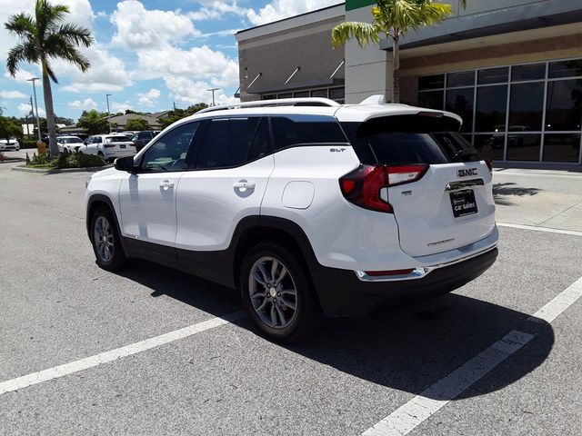 2022 GMC Terrain SLT