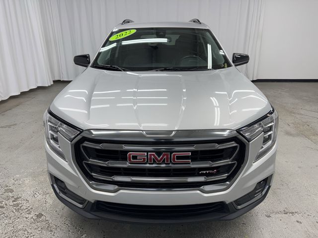 2022 GMC Terrain AT4