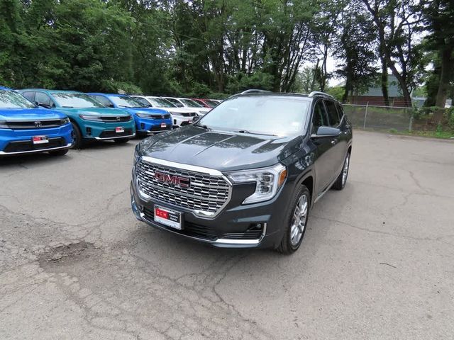 2022 GMC Terrain Denali