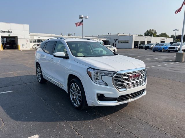 2022 GMC Terrain Denali