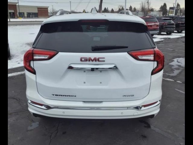 2022 GMC Terrain Denali