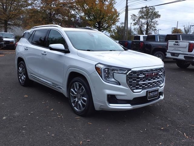 2022 GMC Terrain Denali