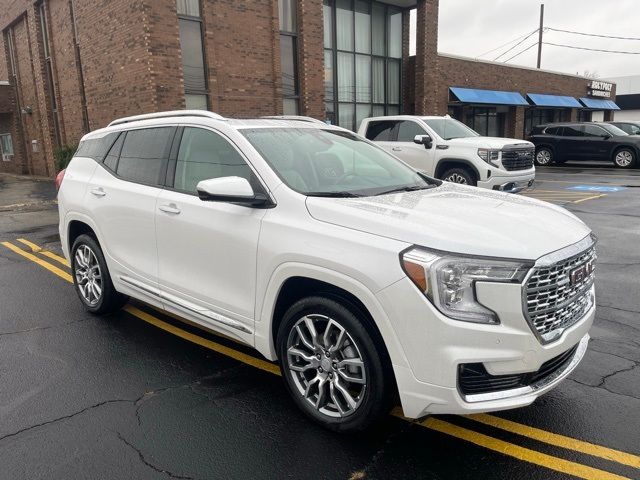 2022 GMC Terrain Denali