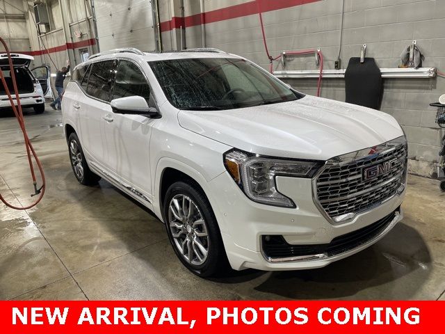 2022 GMC Terrain Denali