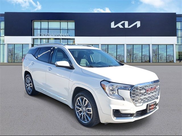 2022 GMC Terrain Denali