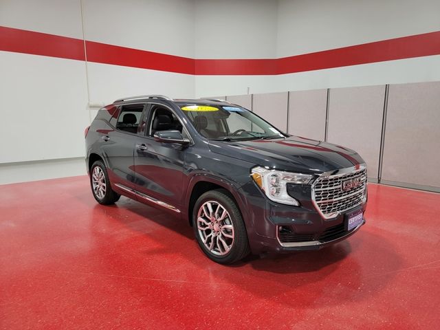 2022 GMC Terrain Denali