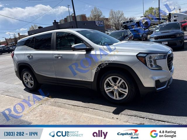 2022 GMC Terrain SLE